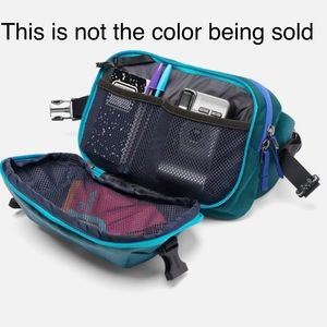 juicy couture peek a bow backpack